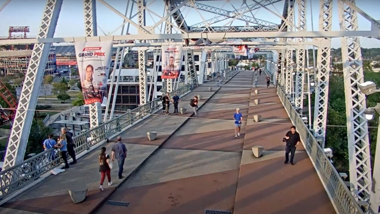 Jon Bon Jovi a convins o femeie să nu se arunce de pe un pod din Nashville