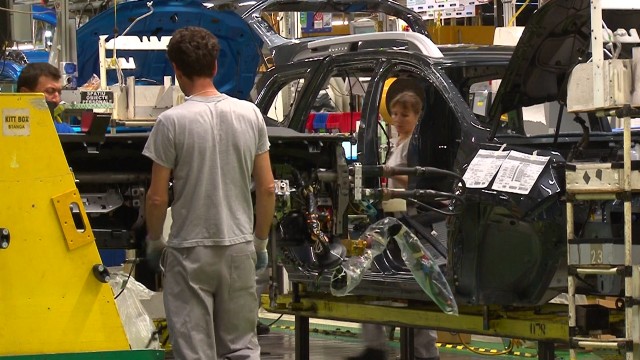 Dacia face concedieri voluntare, cu compensații consistente