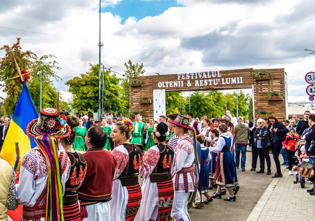 Slatina: Începe Festivalul Naţional Concurs de Umor ”Oltenii &… Restu’ Lumii“