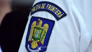 Mehedinți: Parfumuri și cosmetice suspecte confiscate de polițiștii de frontieră