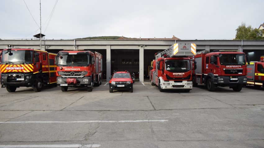Zilele porților deschise la pompierii din Vâlcea pentru a marca 20 de ani de activitate