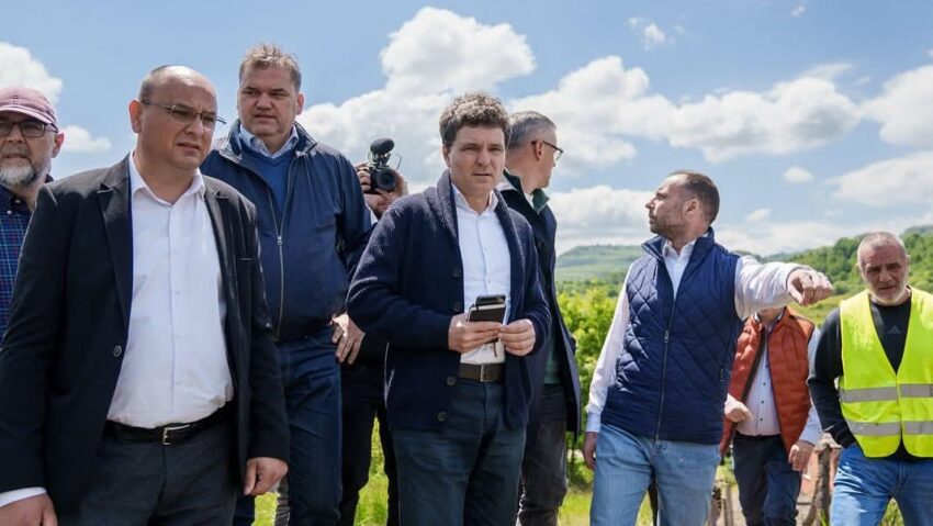 Facebook.com/nicusorda..ro