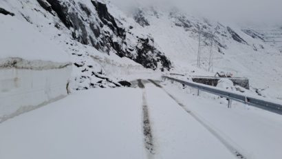 Condițiile meteorologice nefavorabile închid temporar circulația pe Transfăgărășan