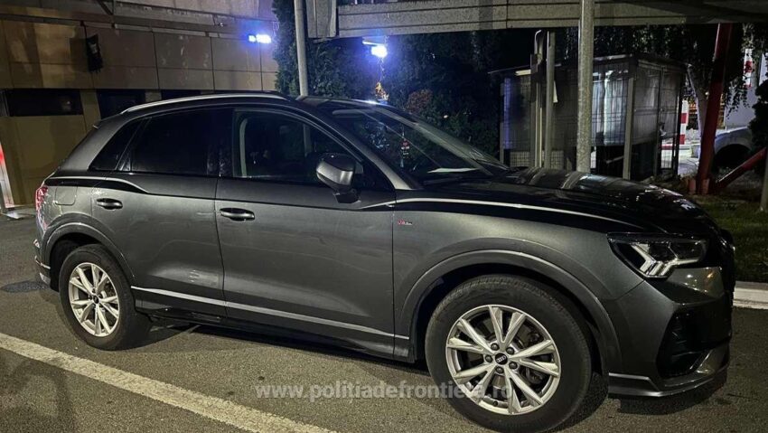 Două autoturisme căutate de autorităţi, în valoare de 165.000 euro, depistate la PTF Porţile de Fier I