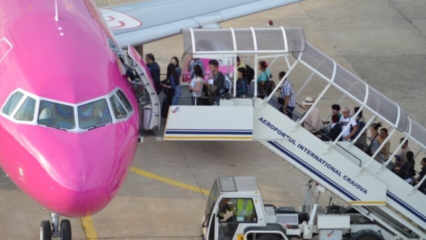 Două noi rute de pe Aeroportul Internațional Craiova: Napoli și Atena