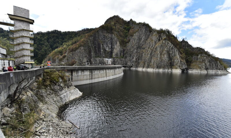 Apele Române/Noi deversări controlate ale râului Argeş, în decembrie