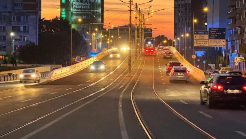 Pasajul suprateran „Nicolae Titulescu” din Craiova a fost redeschis circulației auto