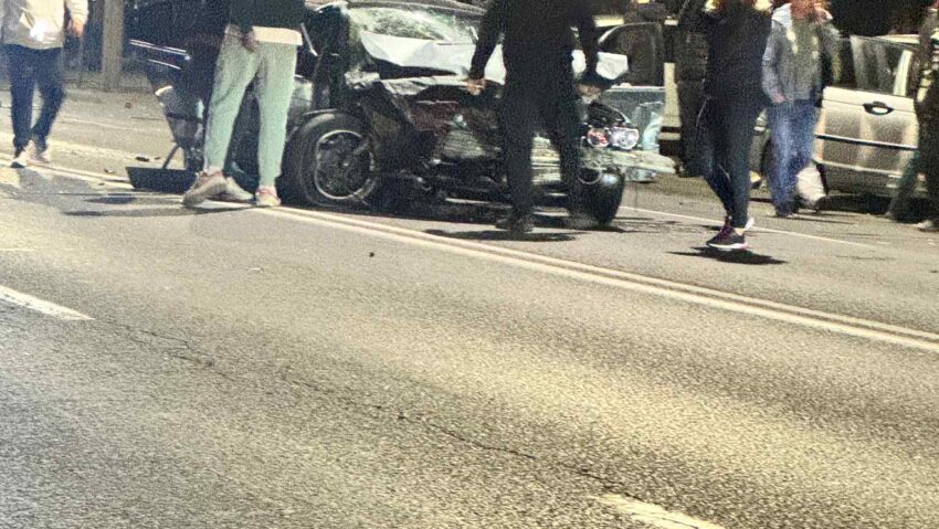 Trei persoane rănite într-un accident pe Bulevardul Decebal din Craiova
