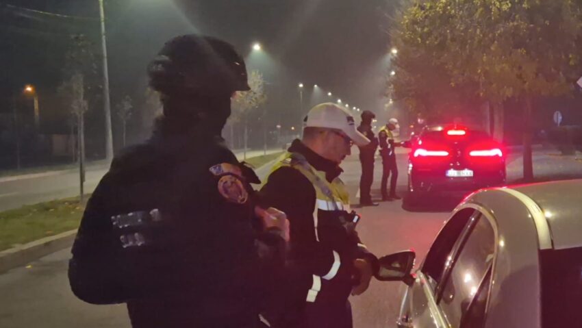 Razie de amploare a polițiștilor în cartierul Romanești din Craiova