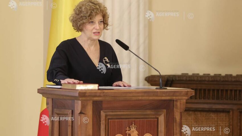 Noul vicepremier Oana Gheorghiu: ”Când oamenii se unesc şi contribuie la schimbare, nimic nu e imposibil”