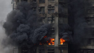 Incendiu puternic în Hong Kong: zeci de morți și sute de dispăruți în cel mai grav dezastru din ultimii ani