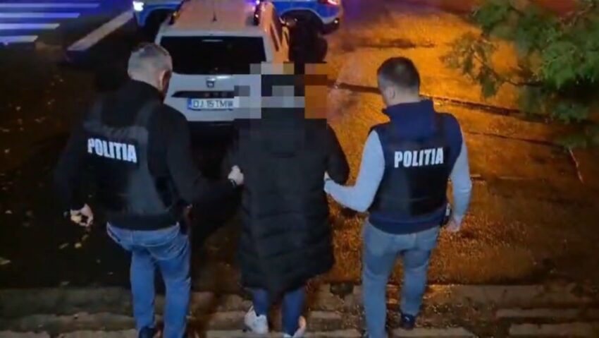 Bărbat din Craiova, reținut pentru furt calificat în formă continuată