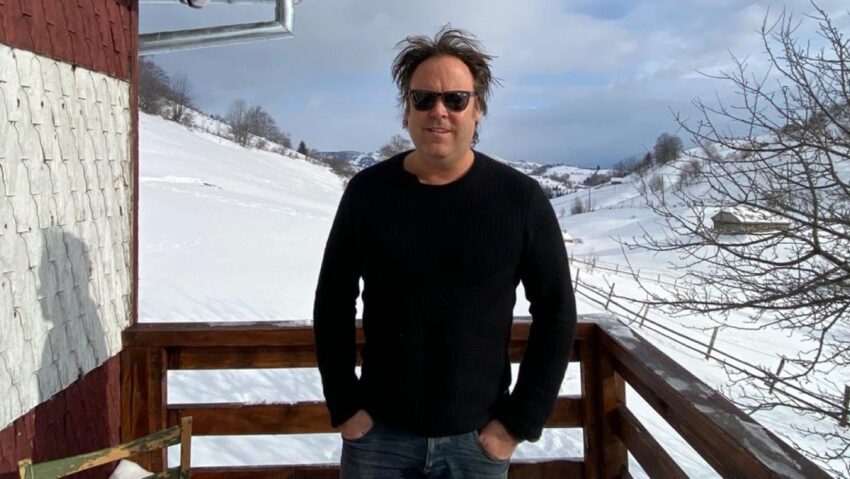 Jurnalistul britanic Charley Ottley a obţinut cetăţenia română