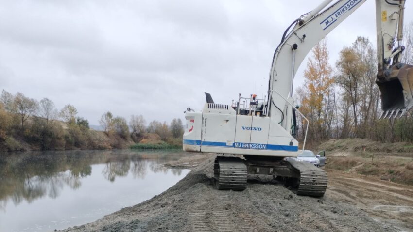 Amenzi, plângeri penale și activități sistate de inspectorii ABA Jiu