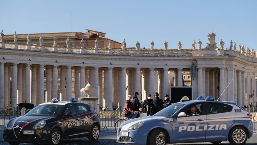 Tentativă șocantă de omor în Milano: un român a încercat să-și incendieze soția