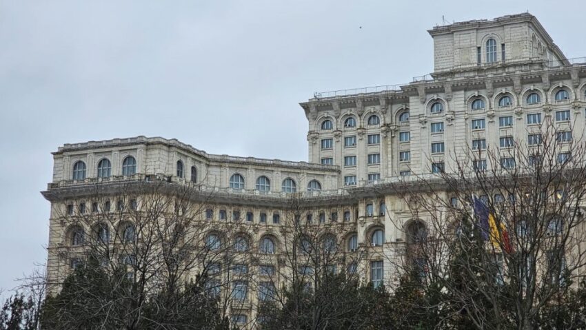 Membrii consiliilor de administraţie ale SRR și SRTV, validați în Parlament