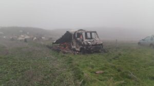 Dolj: autoutilitară incendiată – bărbat reținut pentru distrugere