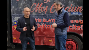 Slatina: autobuzele lui Moș Crăciun au intrat pe trasee
