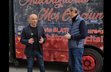 Slatina: autobuzele lui Moș Crăciun au intrat pe trasee
