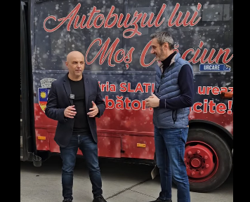 Slatina: autobuzele lui Moș Crăciun au intrat pe trasee
