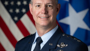 Comandantul Suprem al Forțelor Aliate din Europa vine în România