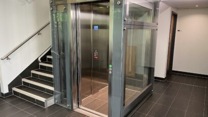 Blocurile vechi fără lift ar putea fi modernizate printr-un program național