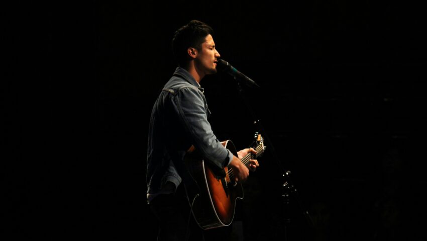 Festivalul Colindului Vâlcean ajunge la a zecea ediție