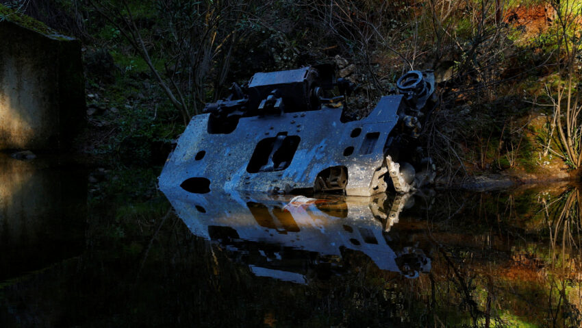 Un nou dezastru pe calea ferată în Spania: tren deraiat după prăbușirea unui zid