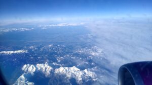 Aeronavă HiSky revine la Otopeni după o alertă de presurizare