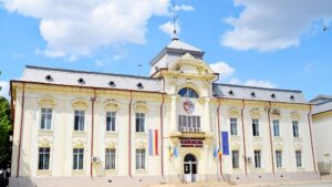 Adio pavele, bun venit spațiu verde! Centrul Caracalului intră într-o transformare majoră