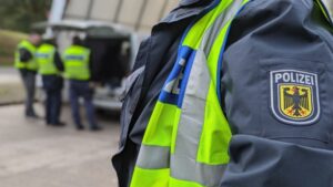 Germania prelungeşte controalele la frontieră cu încă şase luni