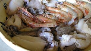 Fraudele din lanțurile globale de aprovizionare cu fructe de mare