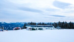 Transalpina/Femeie grav accidentată pe pârtia de schi
