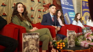 Tânăr romancier de 15 ani lansat la Gaudeamus: „Pietroienii”
