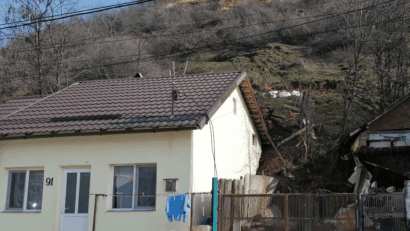 Ajutoare de urgență și containere de locuit pentru persoanele afectate de alunecarea de teren din municipiul Slatina