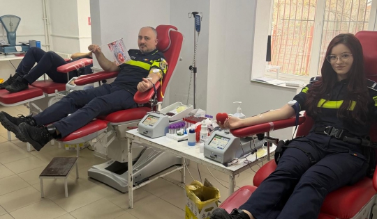 Polițiștii severineni au donat sânge pentru salvarea de vieți