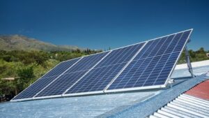 Vâlcea: sisteme fotovoltaice realizate cu finanțare europeană