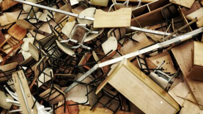 Scapi gratis de electrocasnice și mobilă veche la Râmnicu Vâlcea