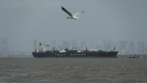 Trump amenință Iranul cu lovituri asupra infrastructurii critice înainte de expirarea ultimatumului privind Strâmtoarea Hormuz