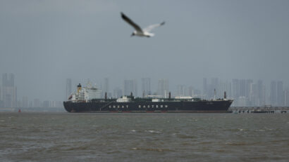 Trump amenință Iranul cu lovituri asupra infrastructurii critice înainte de expirarea ultimatumului privind Strâmtoarea Hormuz