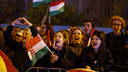 Viktor Orbán pierde puterea în Ungaria după ani de dominație. Opoziția condusă de Péter Magyar obține majoritatea