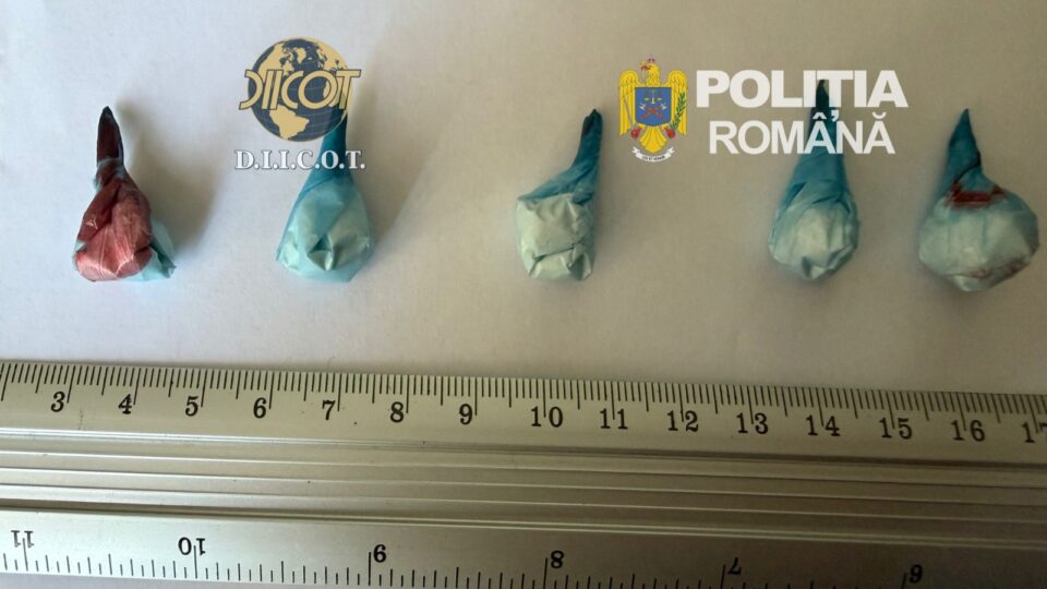 Prins în flagrant la Craiova: vindea cocaină cu până la 2.000 de lei