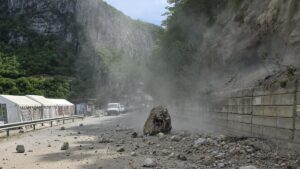 Mehedinți: circulație cu restricții pe DN 57, în zona localității Dubova