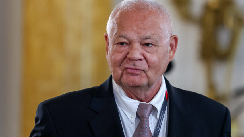 Președintele Poloniei și secretarul general al NATO ajung la București înaintea Summitului B9