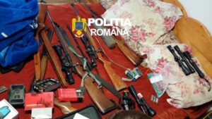 Vâlcea: Percheziții într-un dosar penal pentru braconaj cinegetic