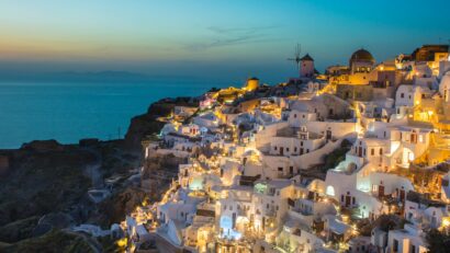 Grecia schimbă regulile pentru turiști în 2026: amenzi mai mari, controale și taxe suplimentare