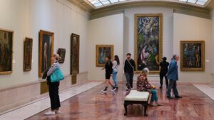 Marş al lucrătorilor din muzee, sâmbătă, de Noaptea Muzeelor