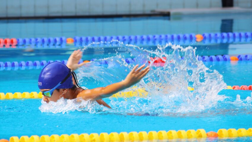 „Cupa Mehedinți la Înot 2026” aduce la Drobeta Turnu Severin tineri sportivi din întreaga țară
