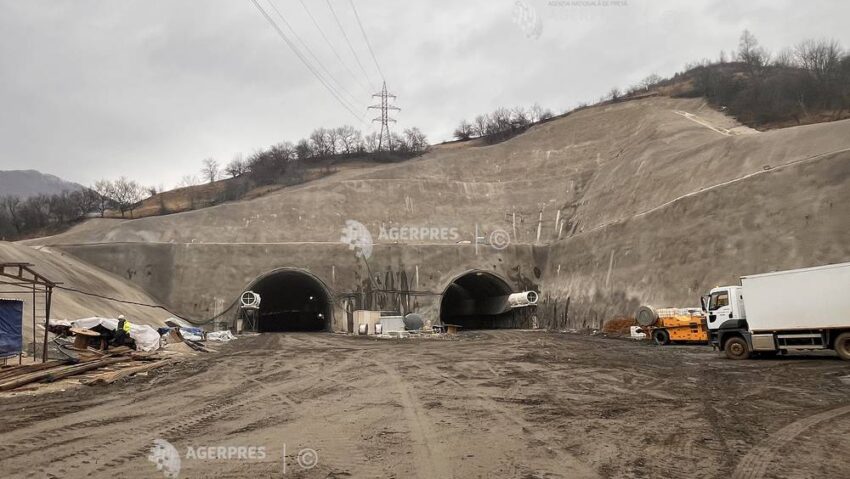 A1 Sibiu-Pitești/Primul tunel de autostradă de pe Valea Oltului a fost străpuns