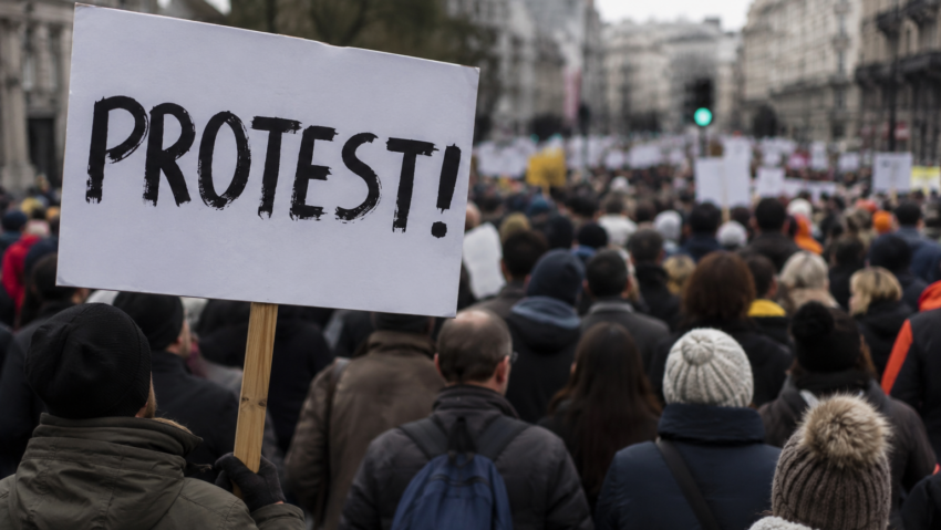 Protestele continuă la Finanțele Publice și Trezoreria Olt. Angajații anunță noi acțiuni de nemulțumire